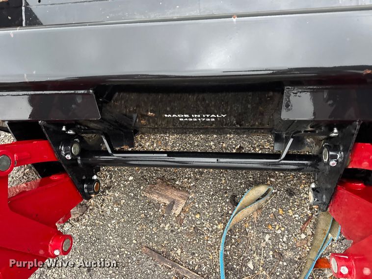 image for item EN0780 Case IH L630 Tractor Loader