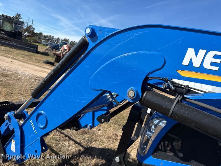 image for item EP0881 2023 New Holland Powerstar 75 MFWD tractor