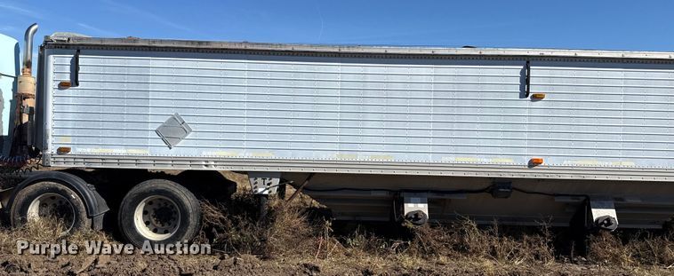 image for item EP0886 2001 Timpte grain trailer