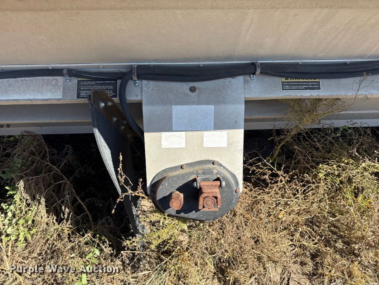 image for item EP0886 2001 Timpte grain trailer