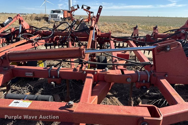 image for item EP2720 Sunflower 3050-35 field cultivator