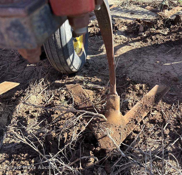 image for item EP2720 Sunflower 3050-35 field cultivator