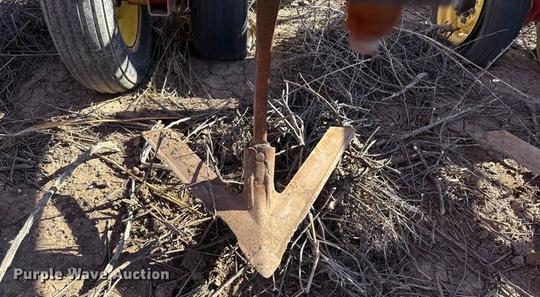 image for item EP2720 Sunflower 3050-35 field cultivator