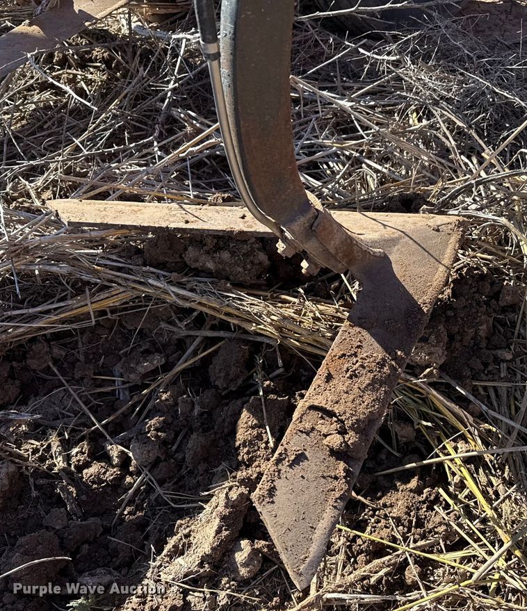 image for item EP2720 Sunflower 3050-35 field cultivator