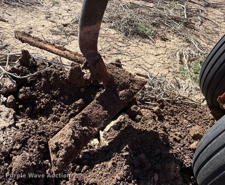 image for item EP2720 Sunflower 3050-35 field cultivator