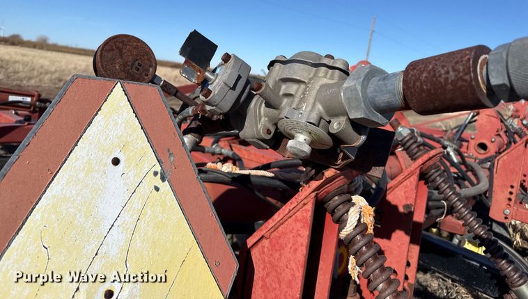 image for item EP2720 Sunflower 3050-35 field cultivator