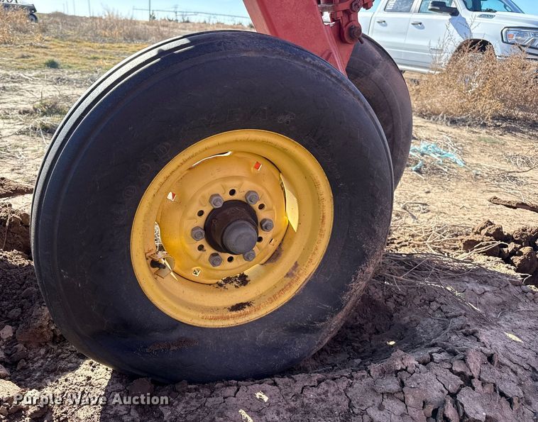 image for item EP2720 Sunflower 3050-35 field cultivator