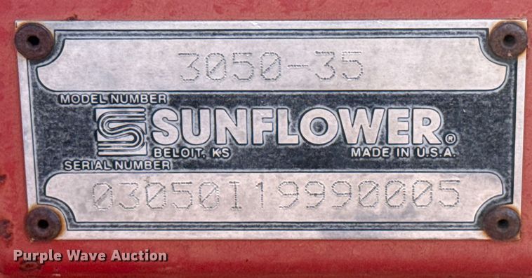 image for item EP2720 Sunflower 3050-35 field cultivator
