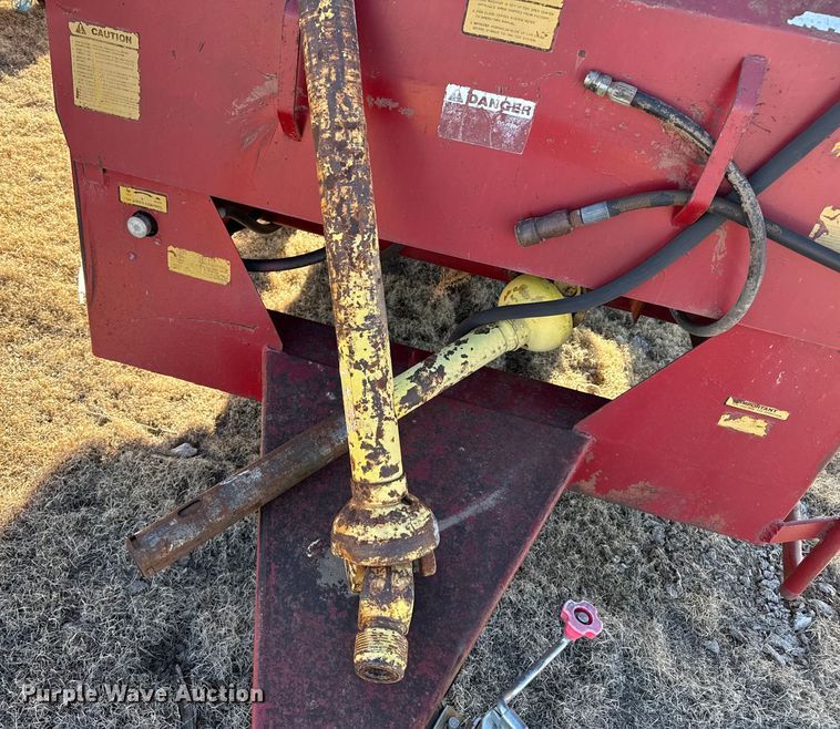 image for item EP2721 Farmhand 880 tub grinder