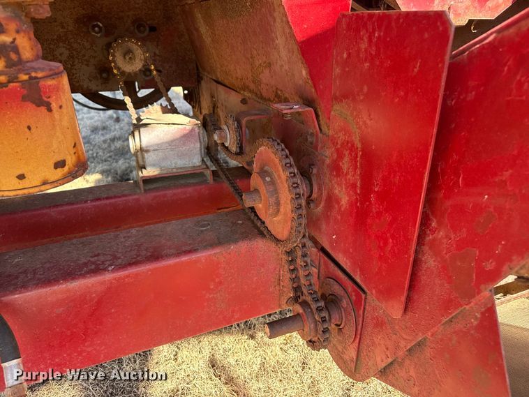 image for item EP2721 Farmhand 880 tub grinder