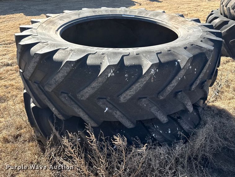 image for item EP2725 (2) tires