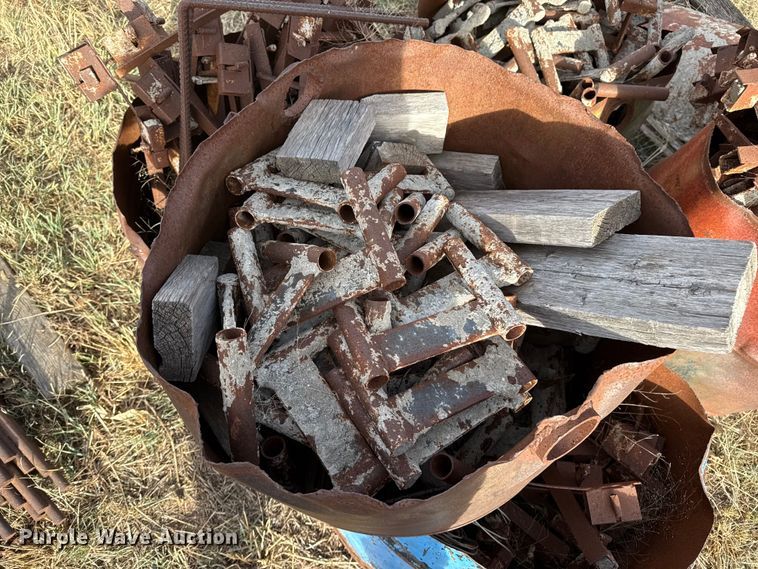 image for item EP2740 Concrete water tank forms