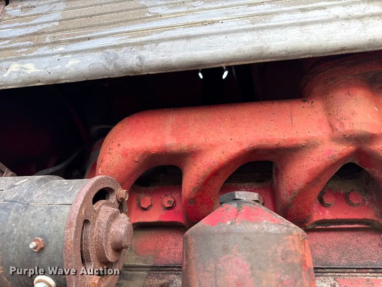 image for item EP2741 1961 McCormick Farmall 560D tractor