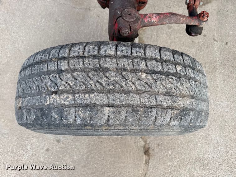 image for item EP2741 1961 McCormick Farmall 560D tractor