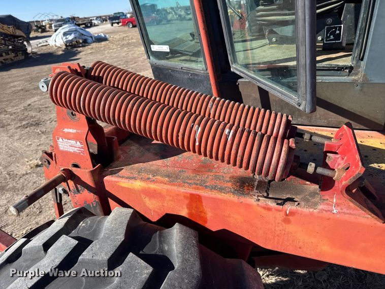 image for item EP2748 New Holland 2550 swather / windrower