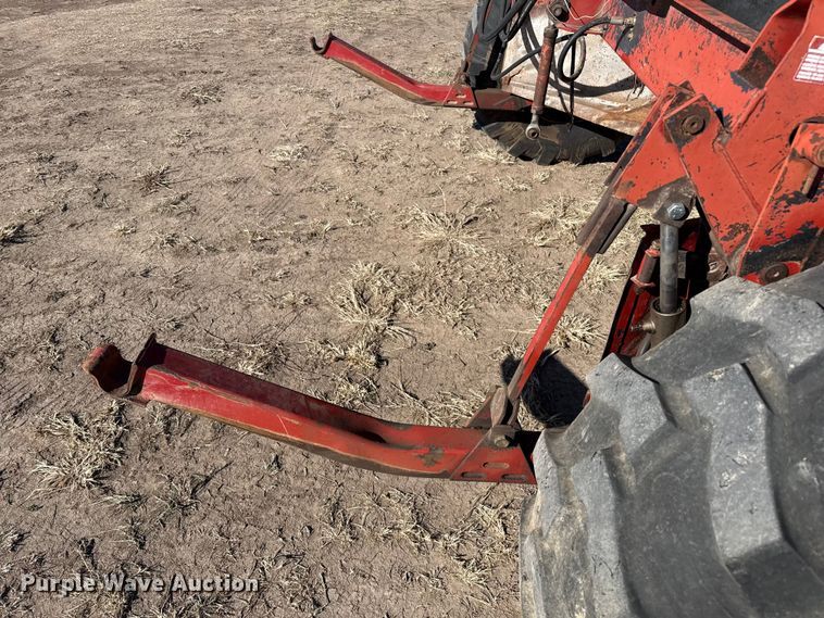 image for item EP2748 New Holland 2550 swather / windrower