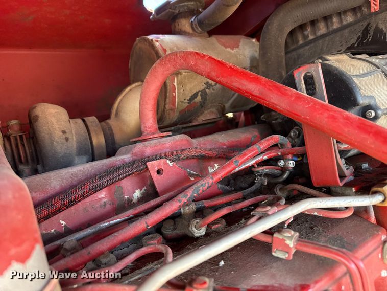 image for item EP2748 New Holland 2550 swather / windrower