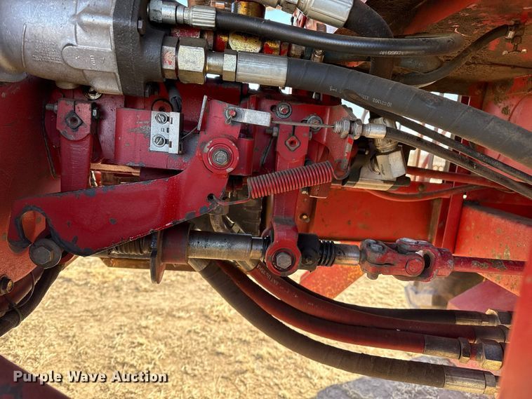 image for item EP2748 New Holland 2550 swather / windrower