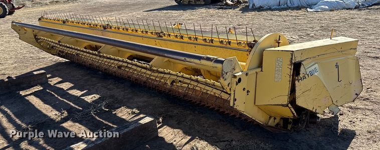 image for item EP2748 New Holland 2550 swather / windrower