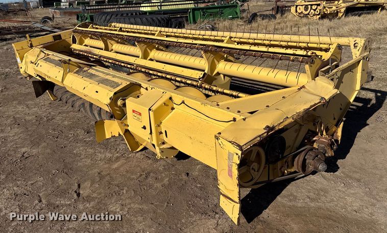 image for item EP2748 New Holland 2550 swather / windrower