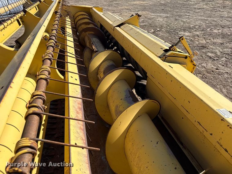 image for item EP2748 New Holland 2550 swather / windrower