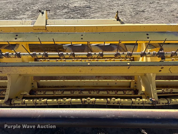 image for item EP2748 New Holland 2550 swather / windrower