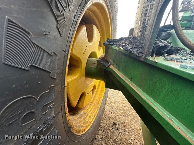 image for item ES5506 1998 John Deere 9300 4WD tractor