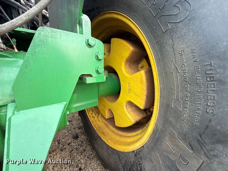 image for item ES5506 1998 John Deere 9300 4WD tractor