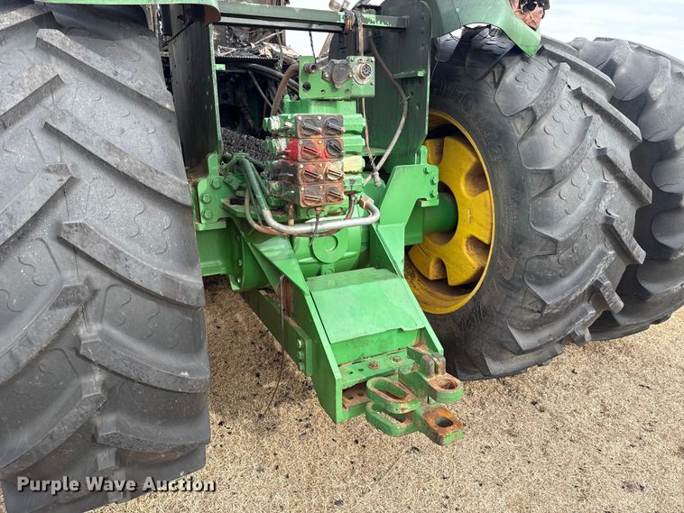 image for item ES5506 1998 John Deere 9300 4WD tractor