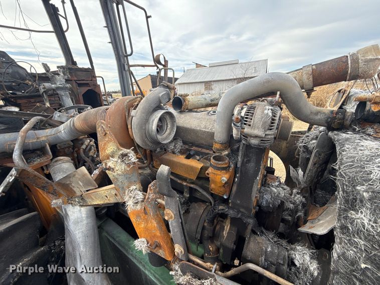 image for item ES5506 1998 John Deere 9300 4WD tractor