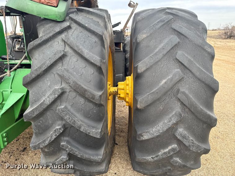 image for item ES5506 1998 John Deere 9300 4WD tractor