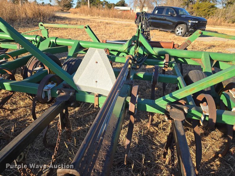 image for item ET1103 (2) John Deere 450 grain drills