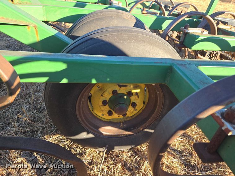 image for item ET1103 (2) John Deere 450 grain drills