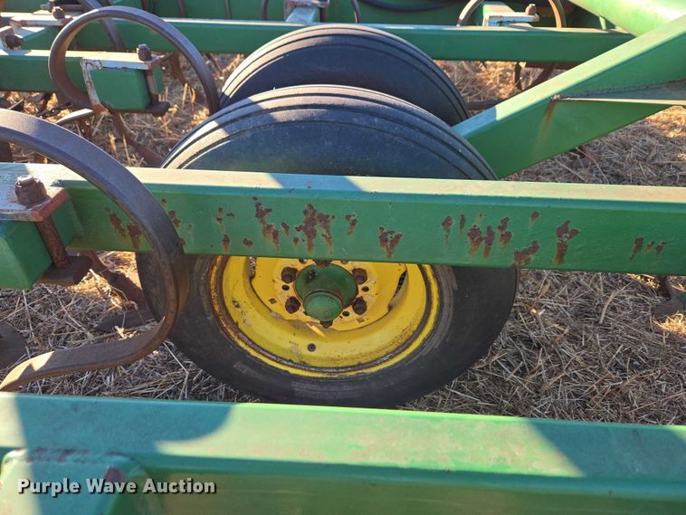 image for item ET1103 (2) John Deere 450 grain drills