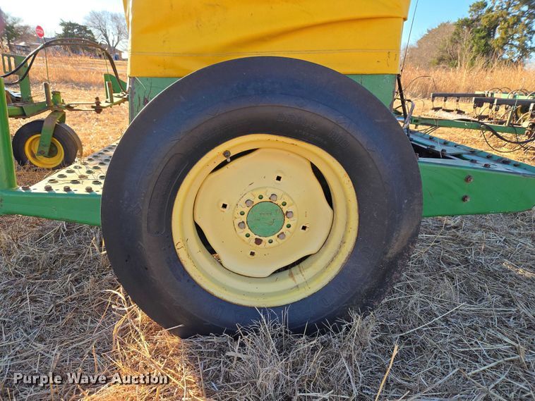 image for item ET1103 (2) John Deere 450 grain drills