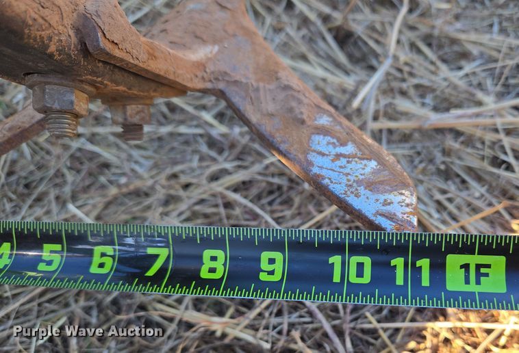 image for item ET1105 John Deere 730 air seeder