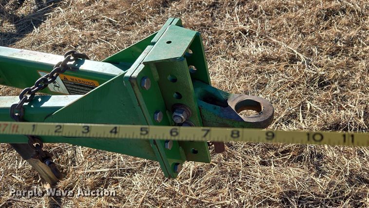image for item ET1105 John Deere 730 air seeder