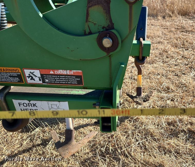 image for item ET1106 John Deere 1810 field cultivator