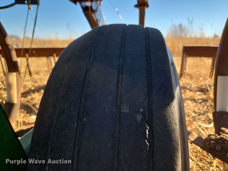 image for item ET1106 John Deere 1810 field cultivator