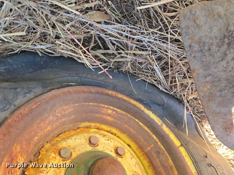 image for item ET1106 John Deere 1810 field cultivator