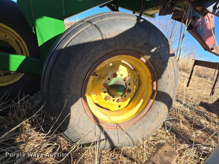 image for item ET1106 John Deere 1810 field cultivator