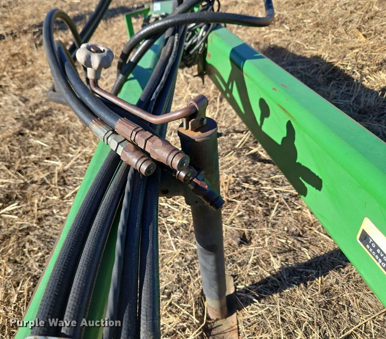 image for item ET1108 John Deere 680 chisel