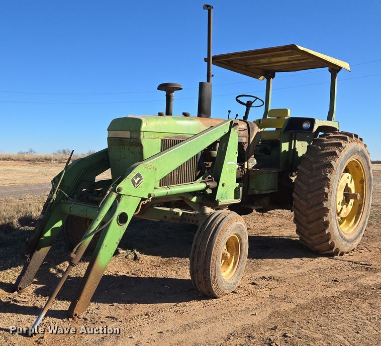 image for item ET1111 1974 John Deere 4230H tractor