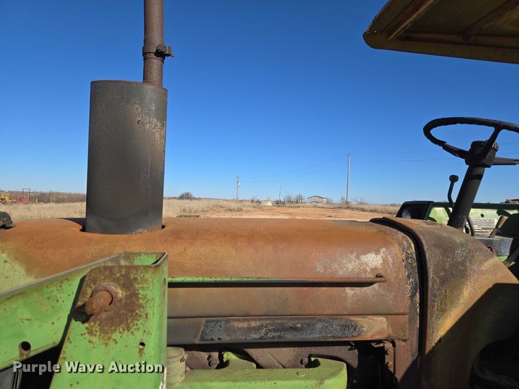 image for item ET1111 1974 John Deere 4230H tractor