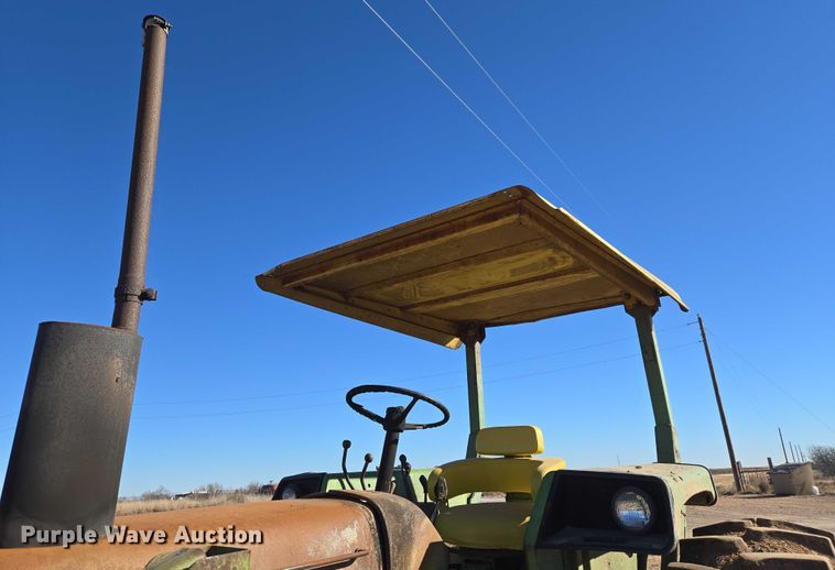 image for item ET1111 1974 John Deere 4230H tractor