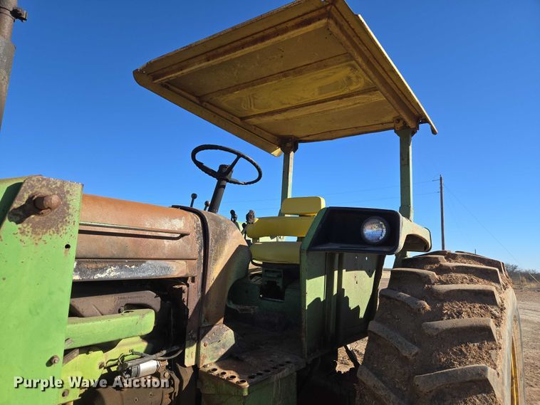 image for item ET1111 1974 John Deere 4230H tractor