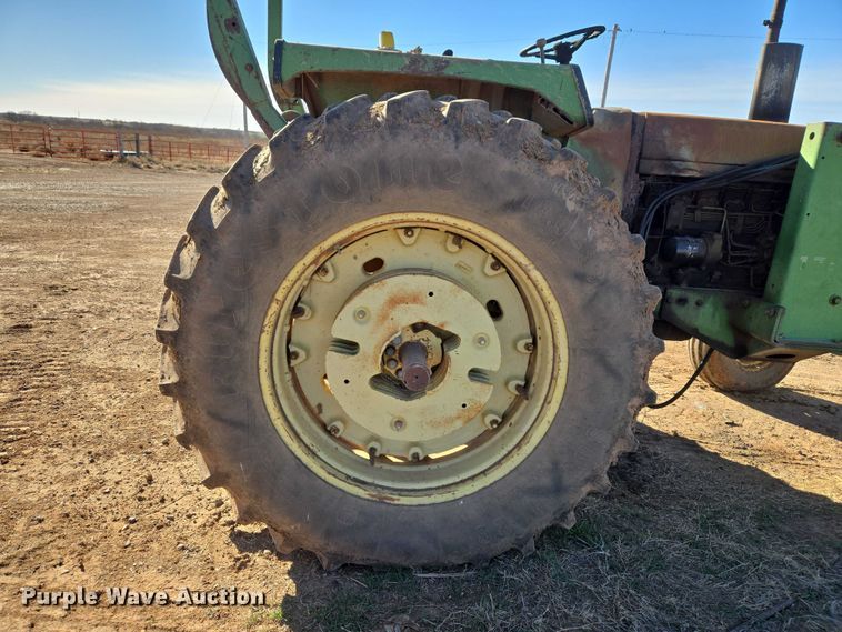 image for item ET1111 1974 John Deere 4230H tractor