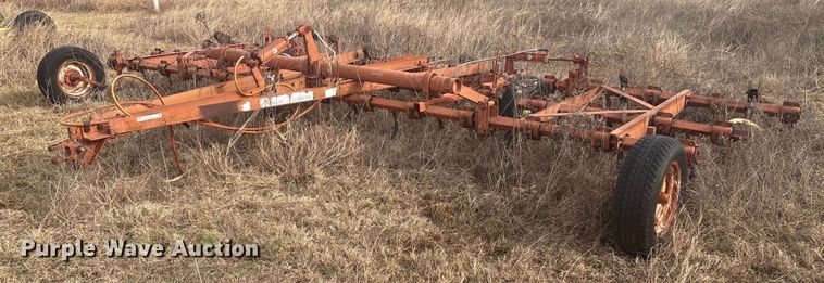 image for item ET4113 Allis Chalmers field cultivator
