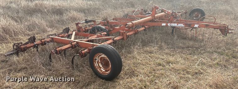 image for item ET4113 Allis Chalmers field cultivator