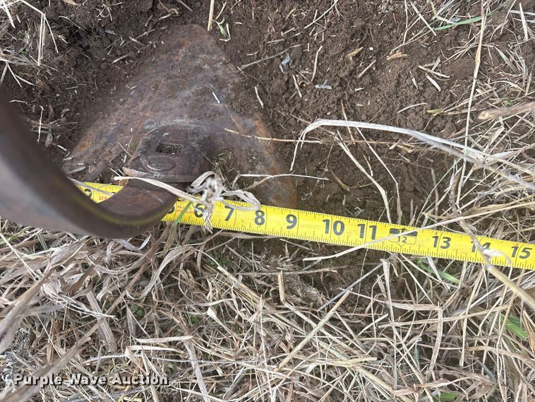 image for item ET4113 Allis Chalmers field cultivator